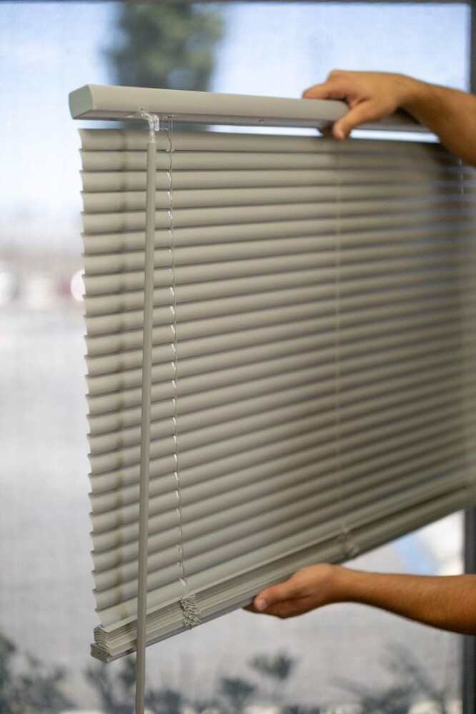Vartical curtains. - 5