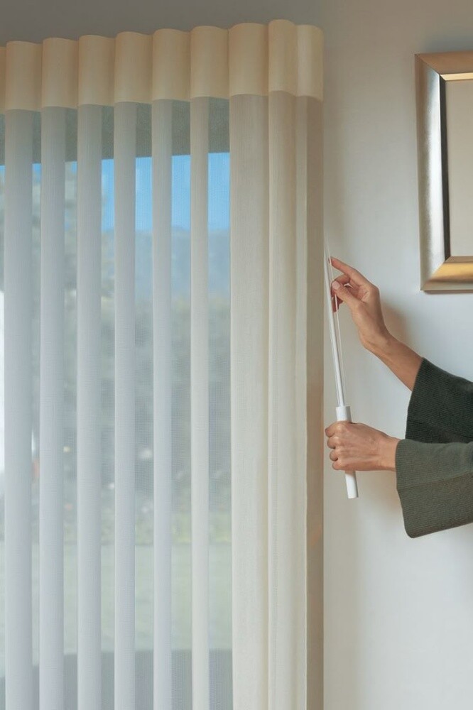 Vartical curtains. - 13