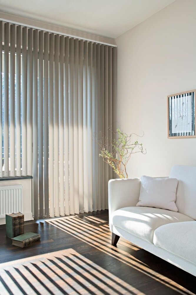 Vartical curtains. - 16