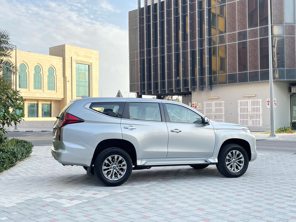 Mitsubishi Montero Sport 2020 - 3