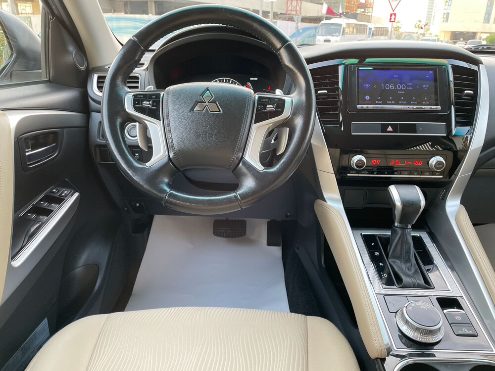 Mitsubishi Montero Sport 2020 - 12