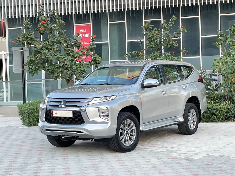 Mitsubishi Montero Sport 2020 - 1