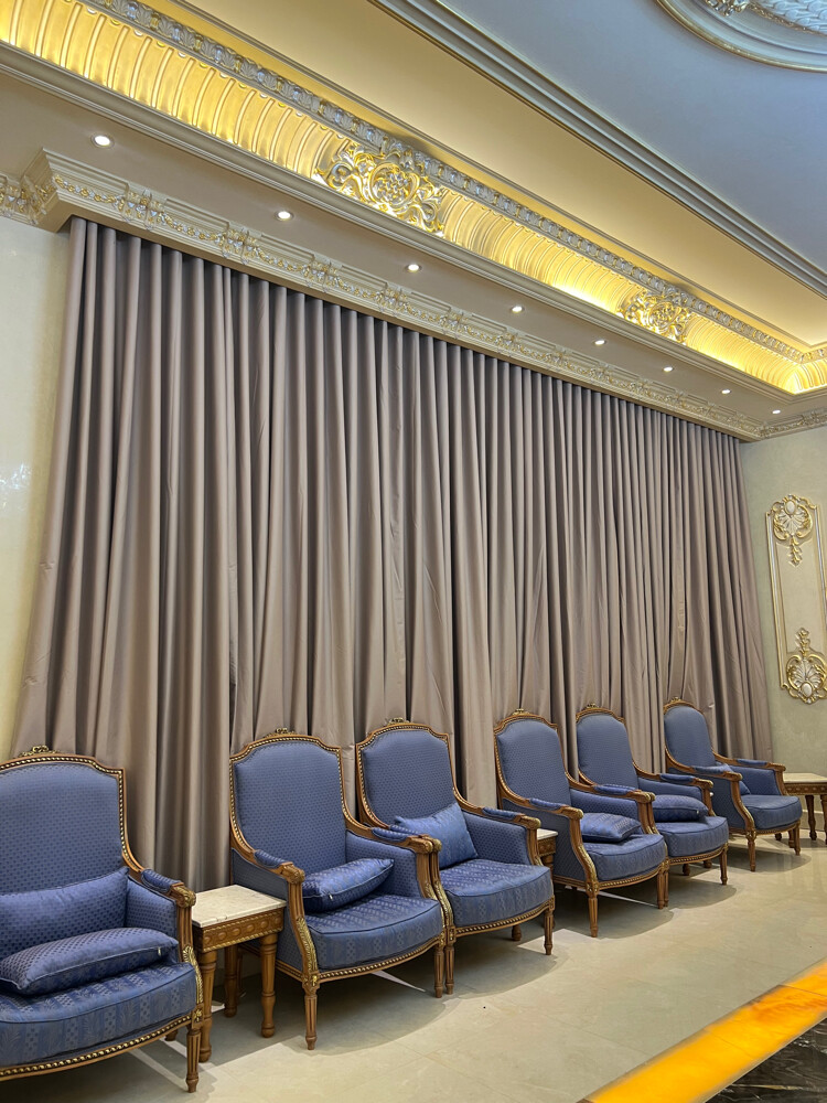 wave curtain and chair - 5