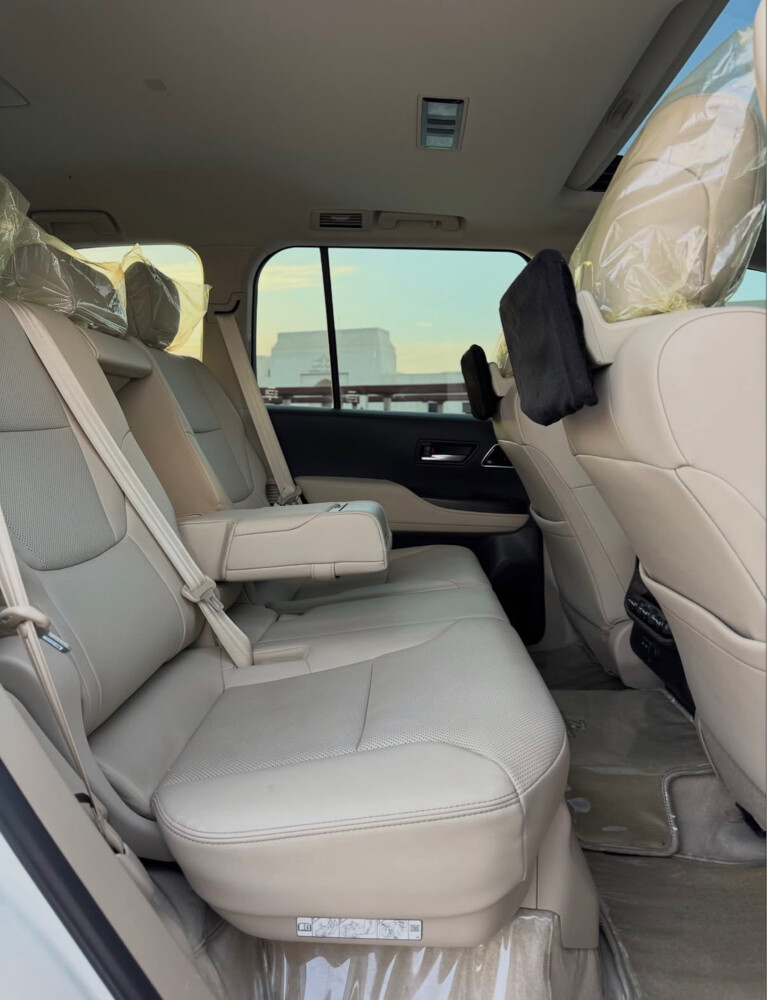 Al Suwaidi Limousine - 6