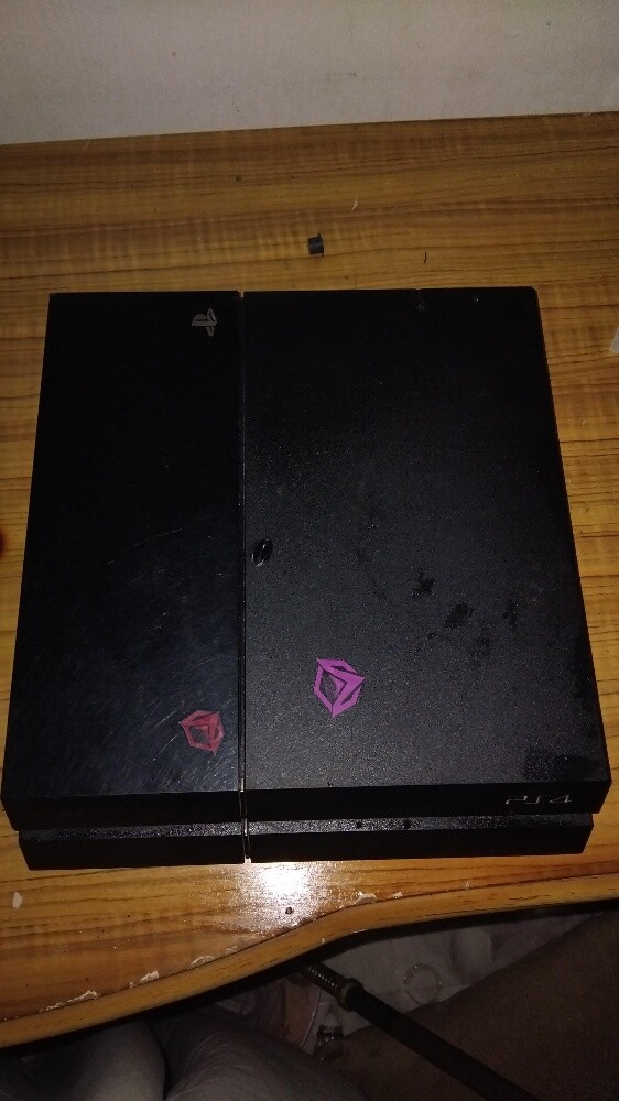 Sony 4 (regular) - 1