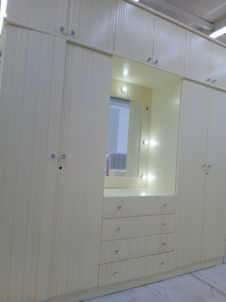 All cabinet available have for sell - 4
