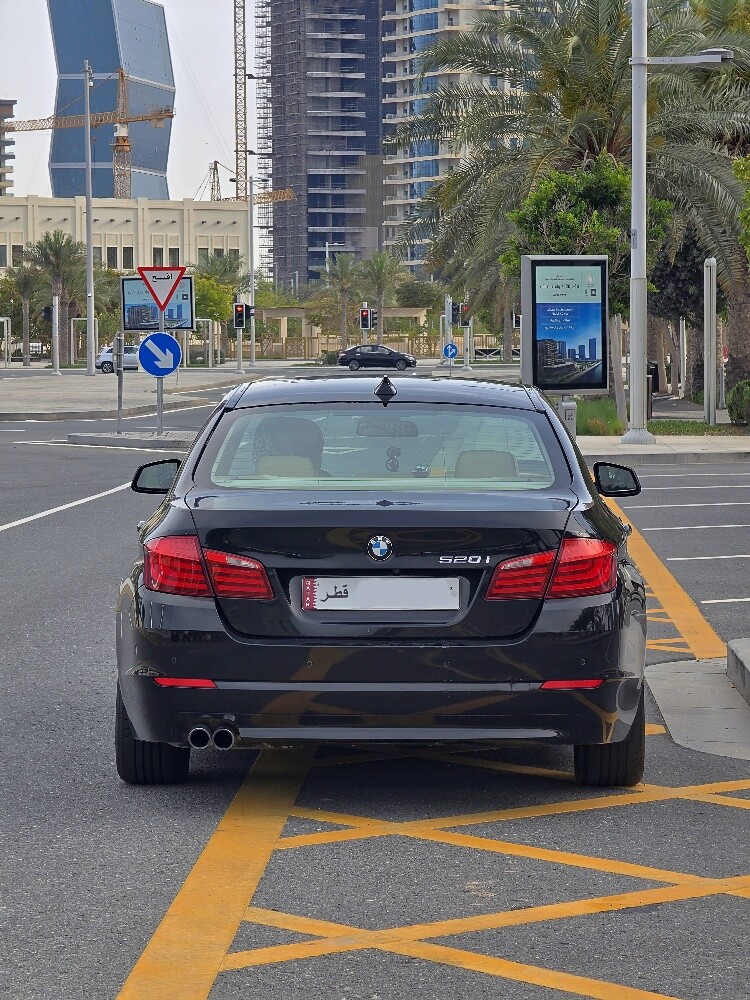 بي ام دبليو 520 آي 2012 - 6