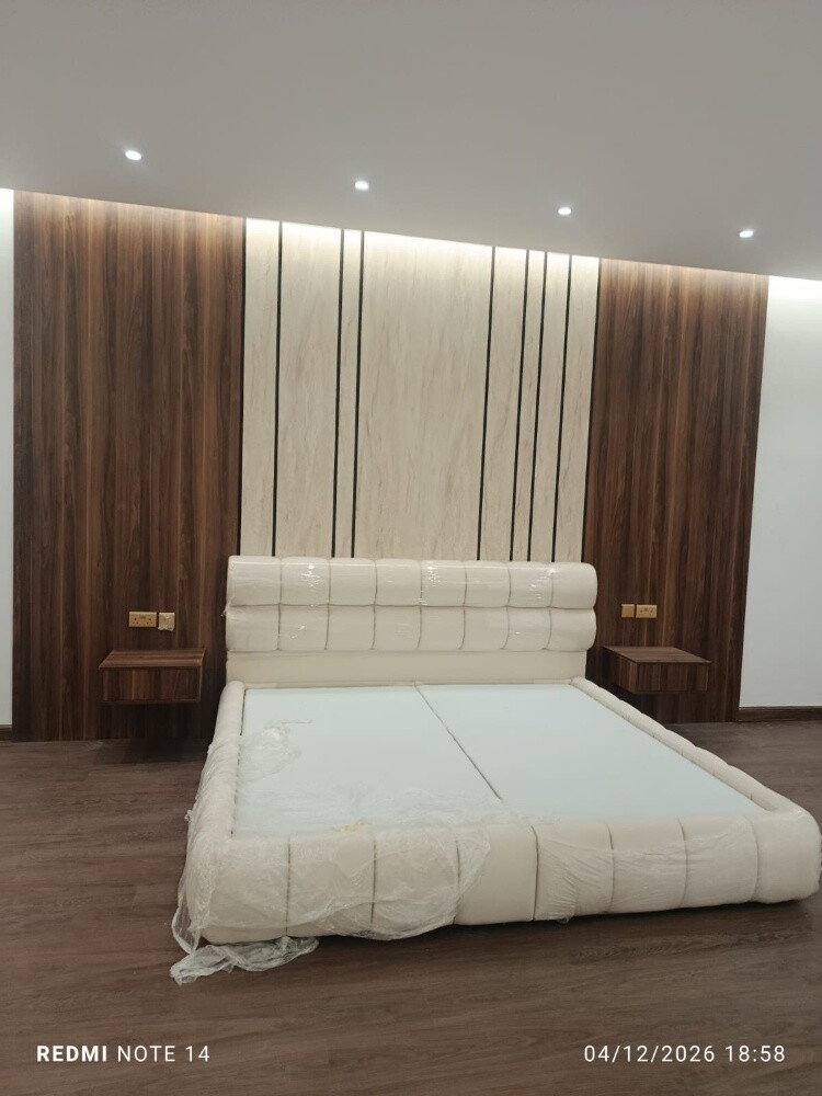 New king size bed for sale - 1