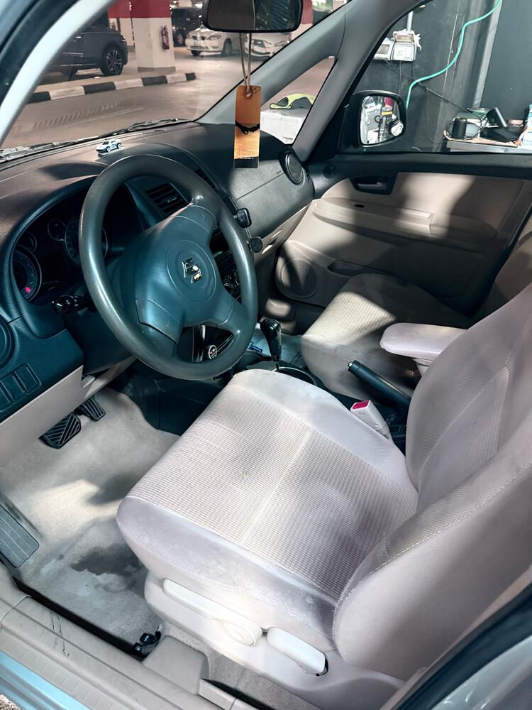 Suzuki SX4 - 10