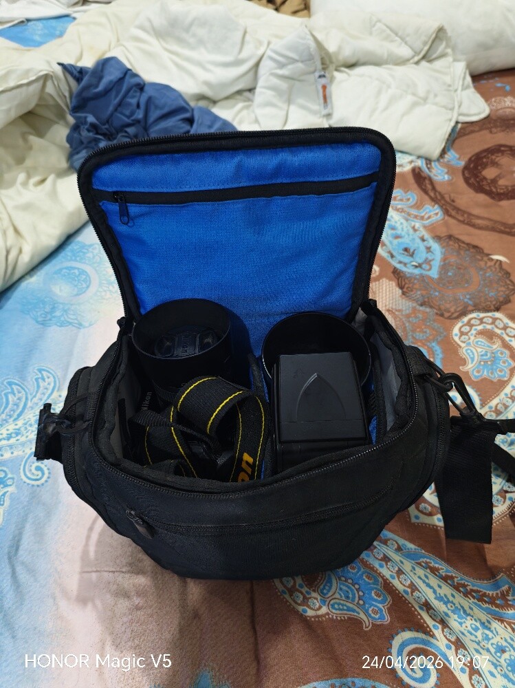 نيكون 7200 - 7