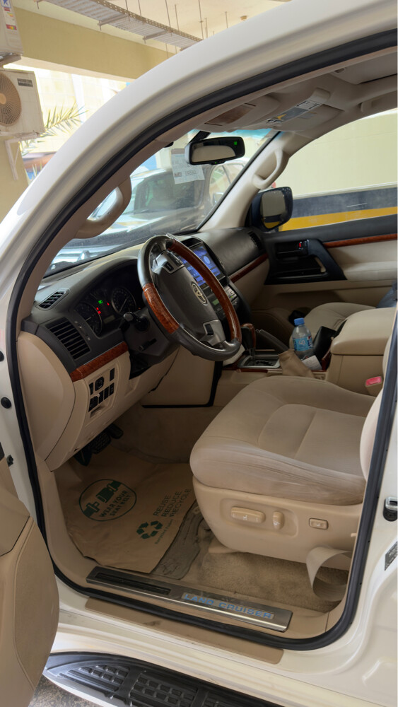 Toyota Land Cruiser 2012 for Sale - 5