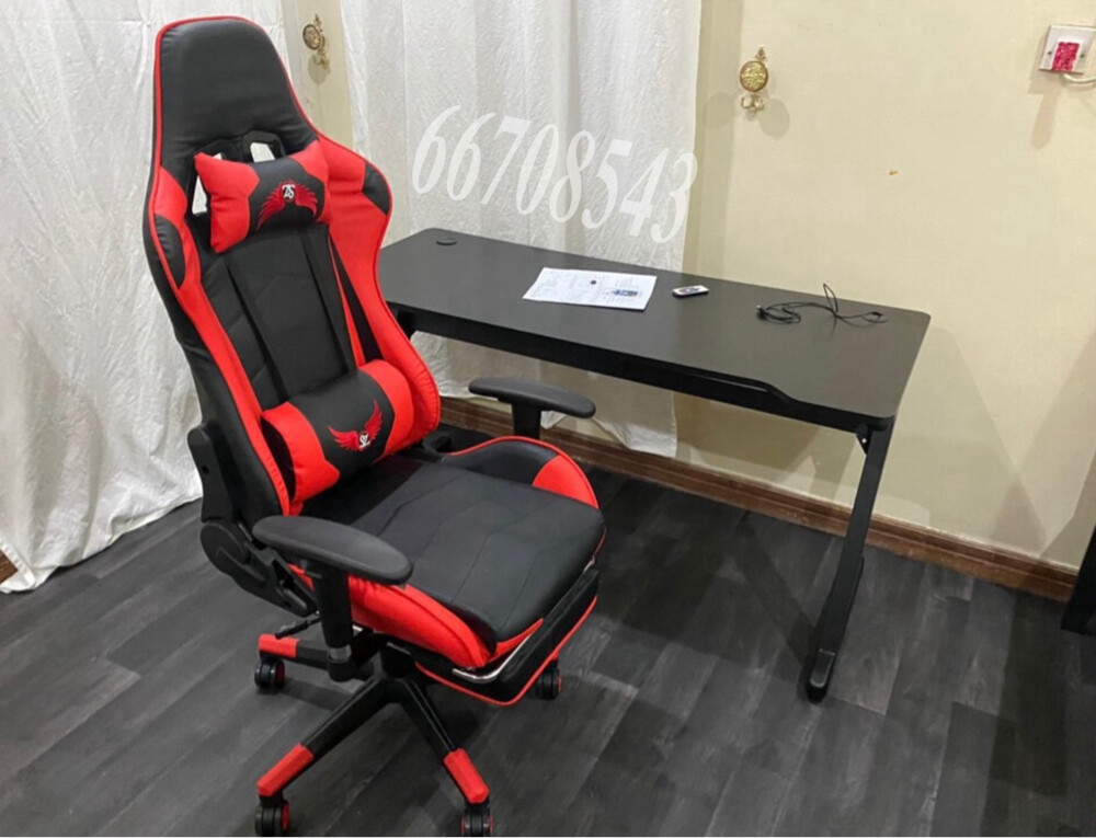 Gaming chair & table - 1