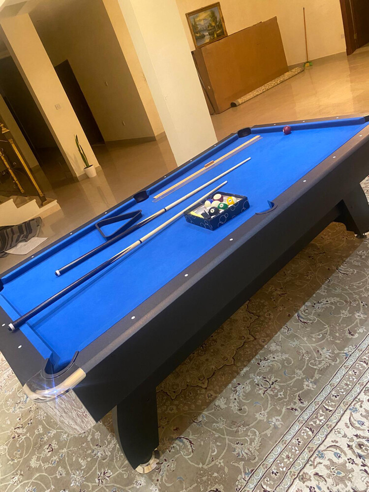 Billiard table 8 feet - 3