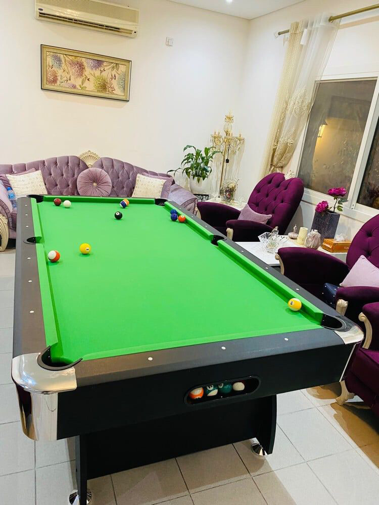 Billiard table 8 feet - 1