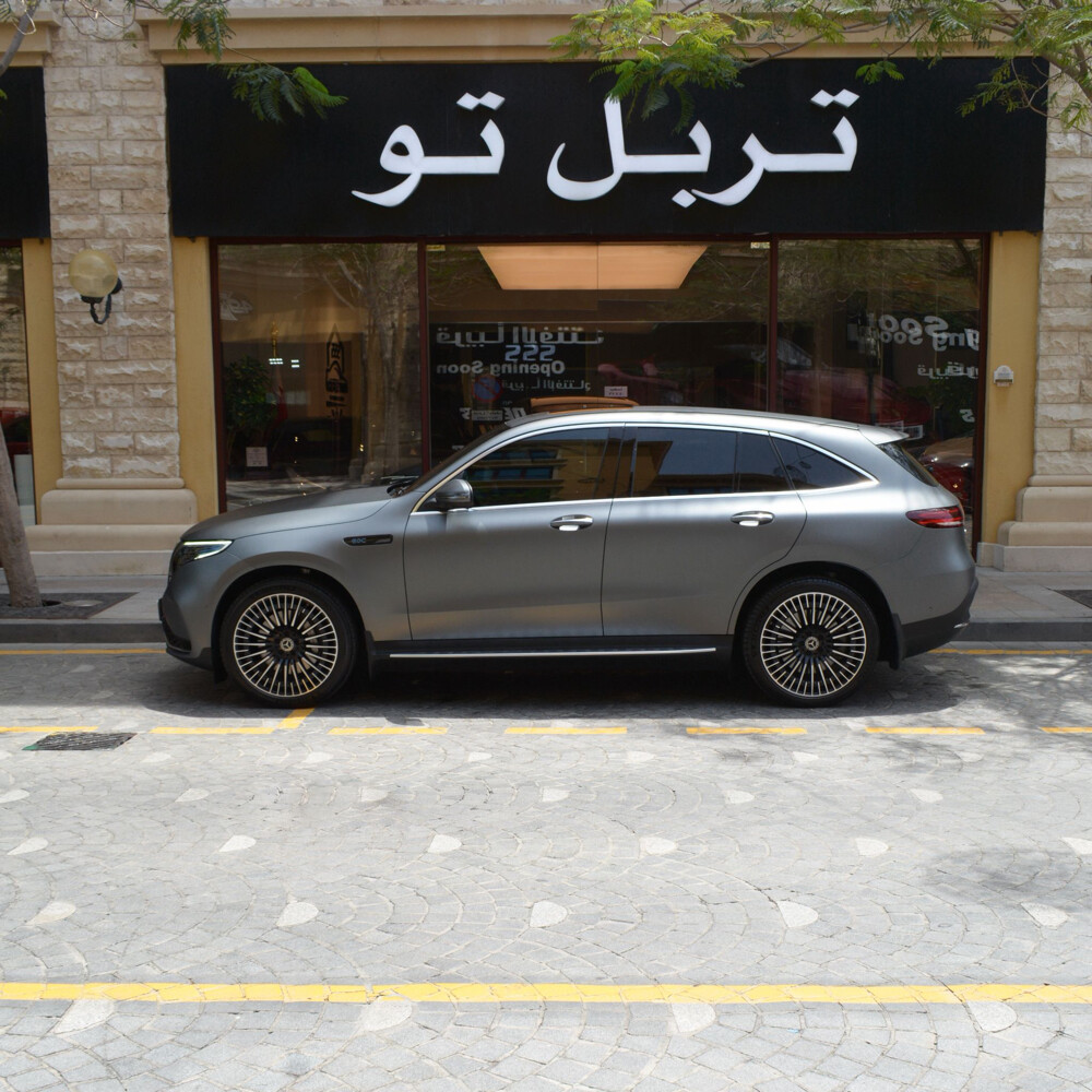 مرسيدس اي كيو سي 2021 - 5
