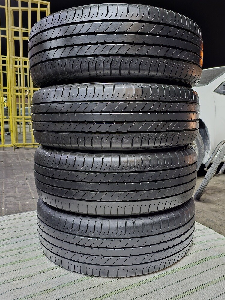 235-55-20,,,Dunlop brand - 13