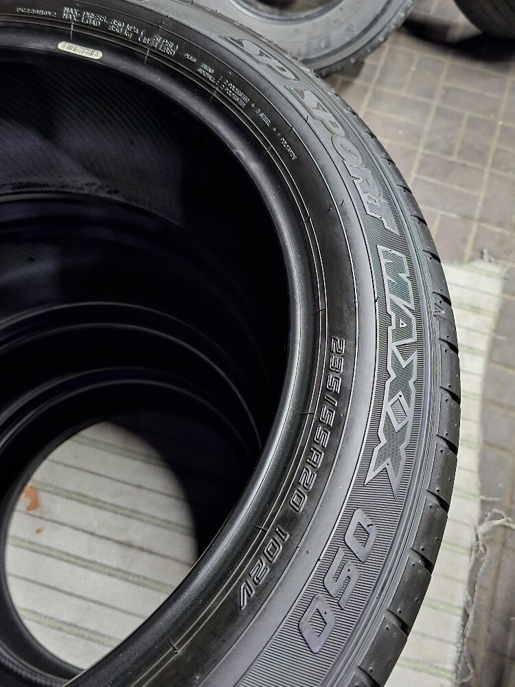 235-55-20,,,Dunlop brand - 7