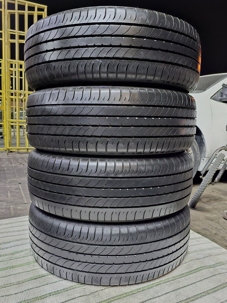 235-55-20,,,Dunlop brand - 12