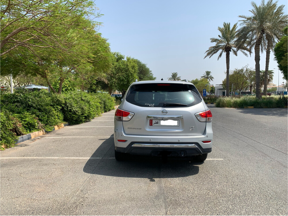 Nissan Pathfinder SV 4WD 2014 - 5