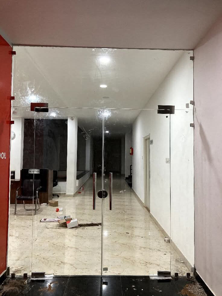 Carpenter & Aluminum Glass Work - 4