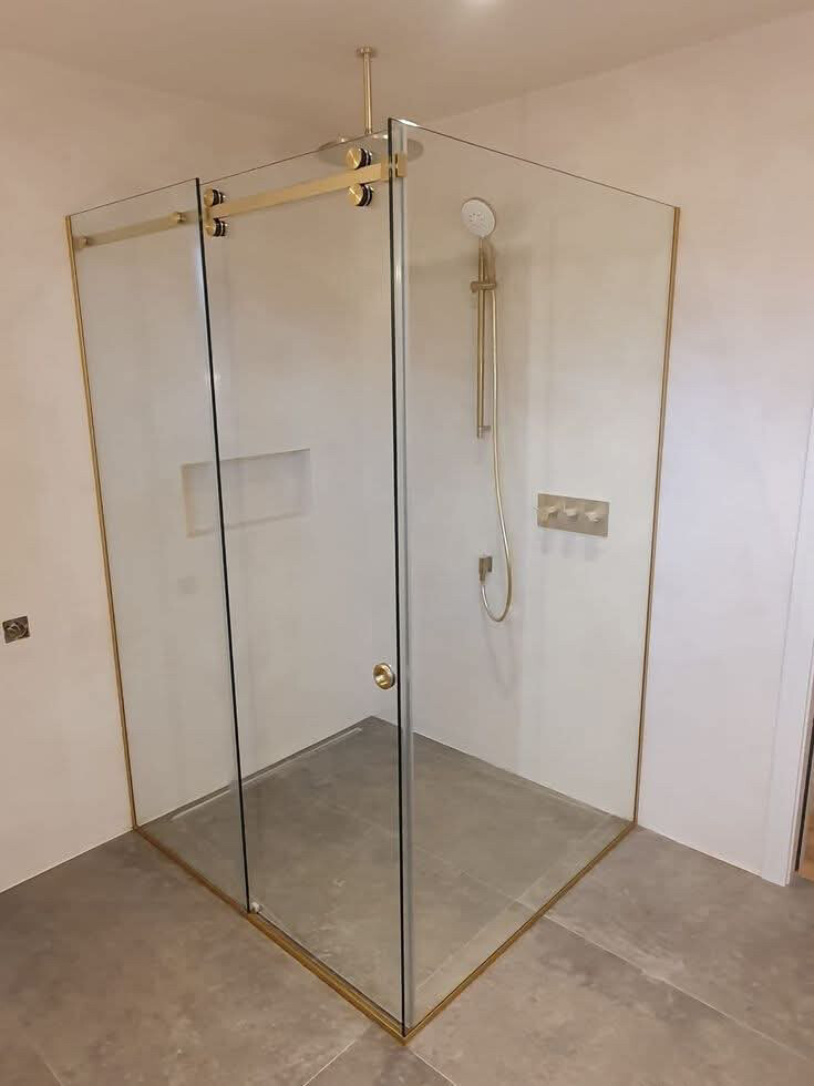 Carpenter & Aluminum Glass Work - 1