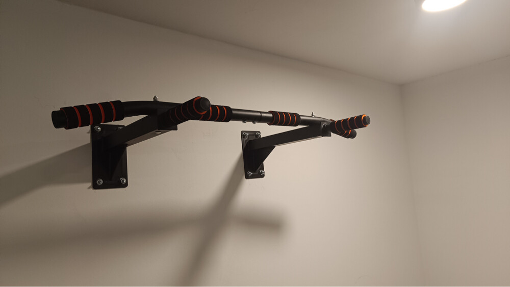 Pull up bar - 2