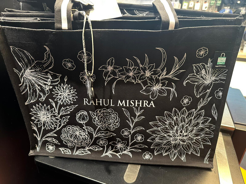 Rahul Mishra tote bags  - 2