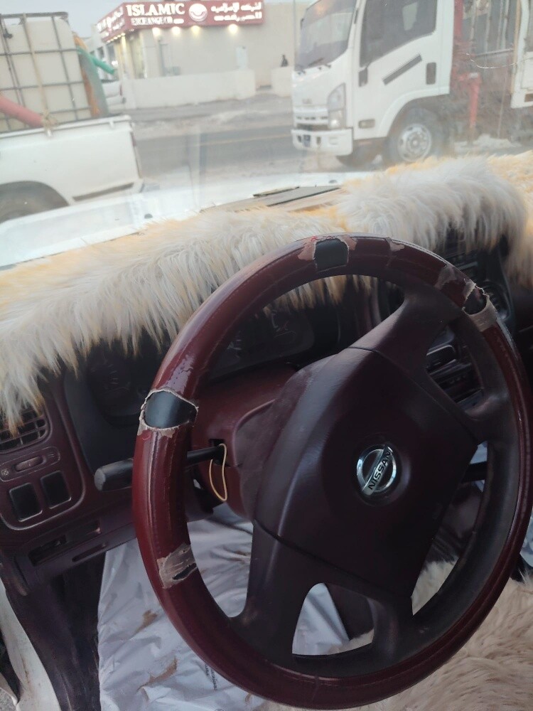 نيسان - 3