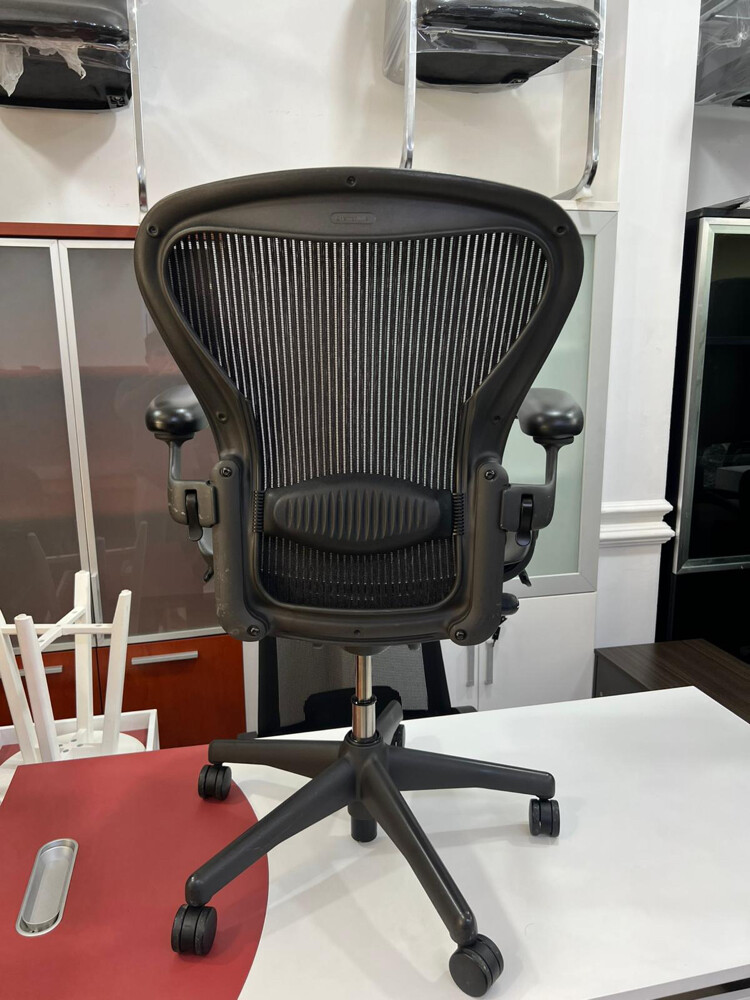 used Herman miler Aaron Chair - 3