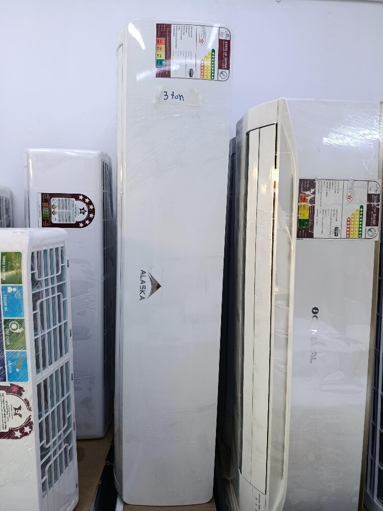 Split Ac Available - 4