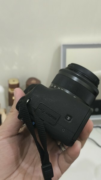 Canon m50 w/ Sigma 35mm f1.4 - 8
