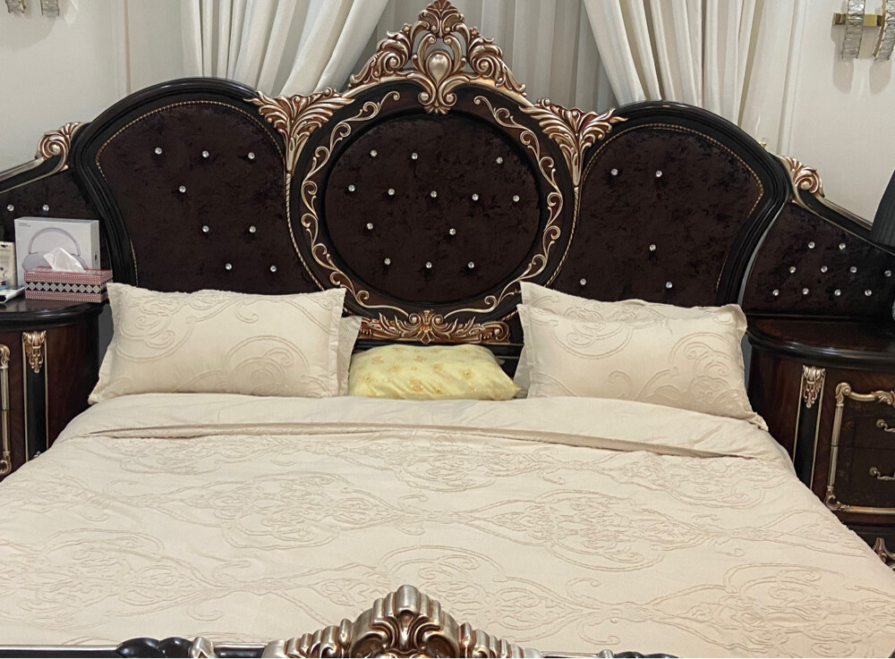 طقم كامل لغرفة نوم قابل للمساومة  - 1