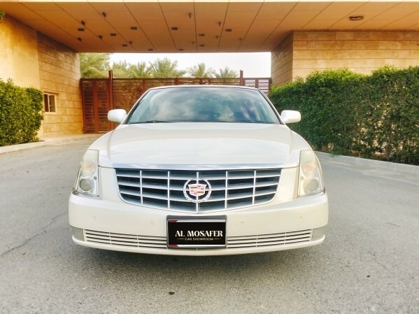 Cadillac DTS 2011 For Sale - 1