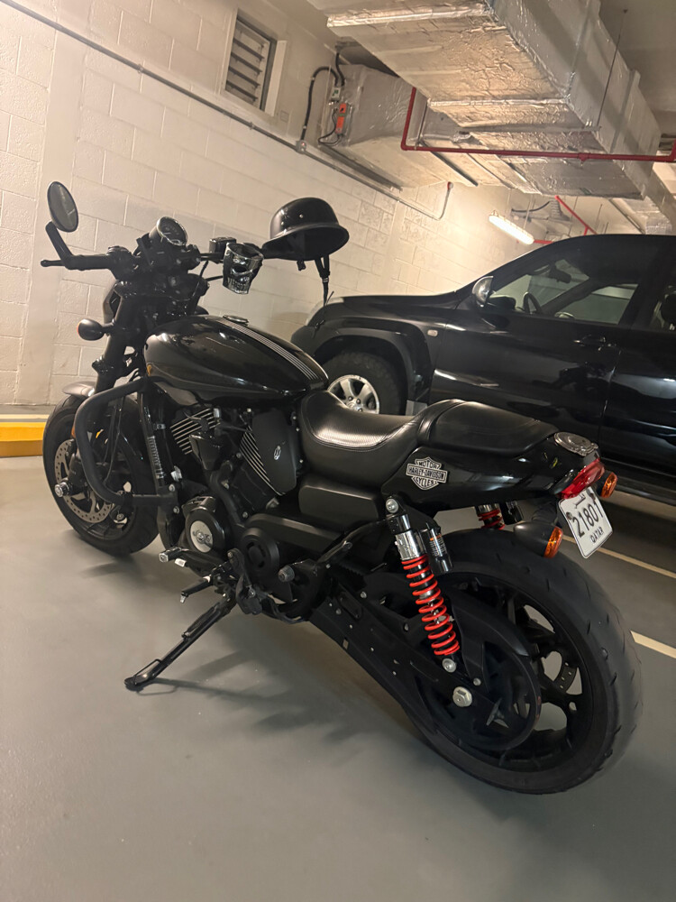 harley davidson 750 cc - 2