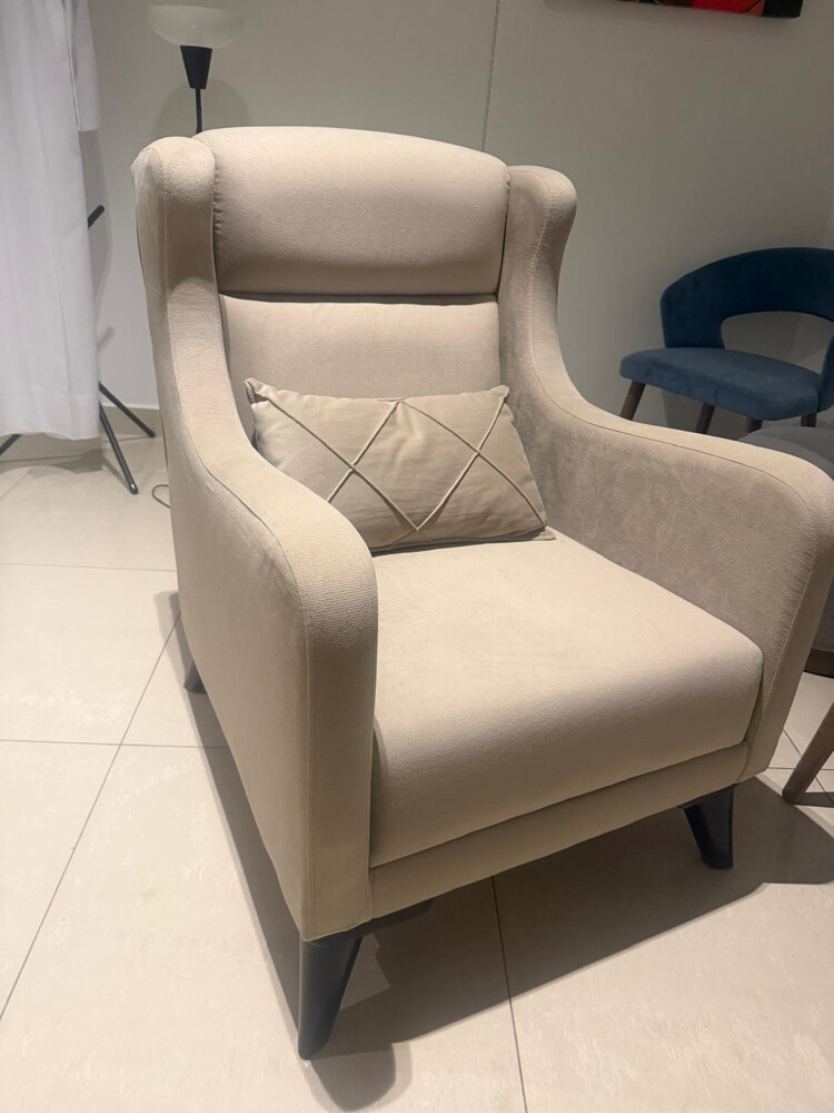 chair hotel - 2