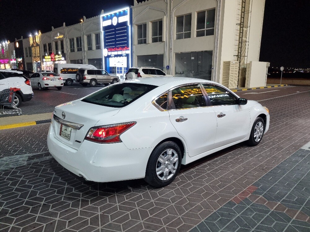 Nissan altima - 3