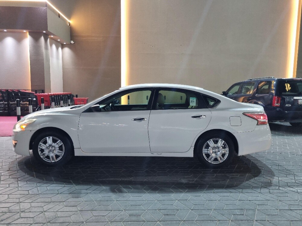 Nissan altima - 5