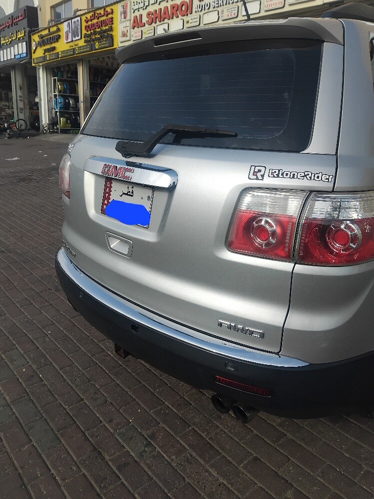 GMC Acadia - 16