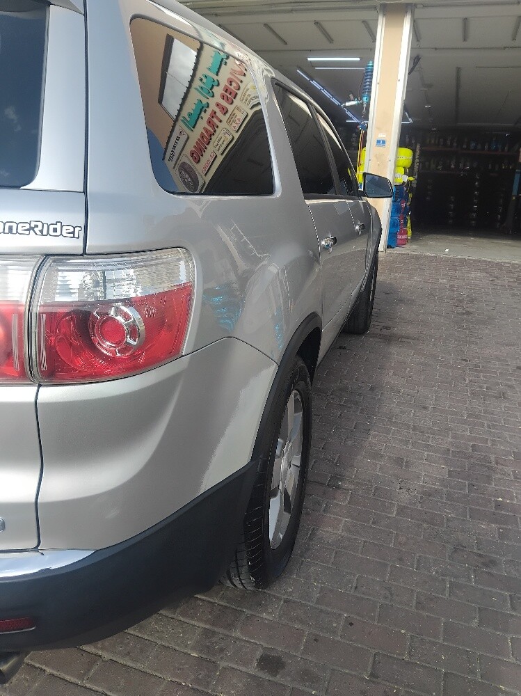 GMC Acadia - 6