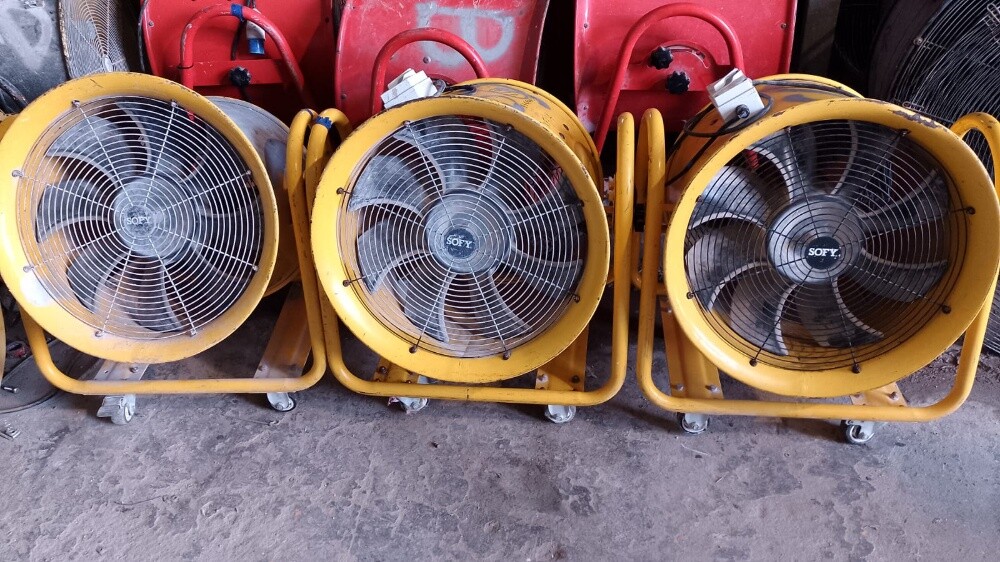 Air conditioners and fans are avail - 21