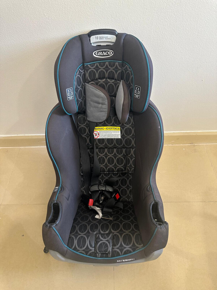  Graco car seat  - 1