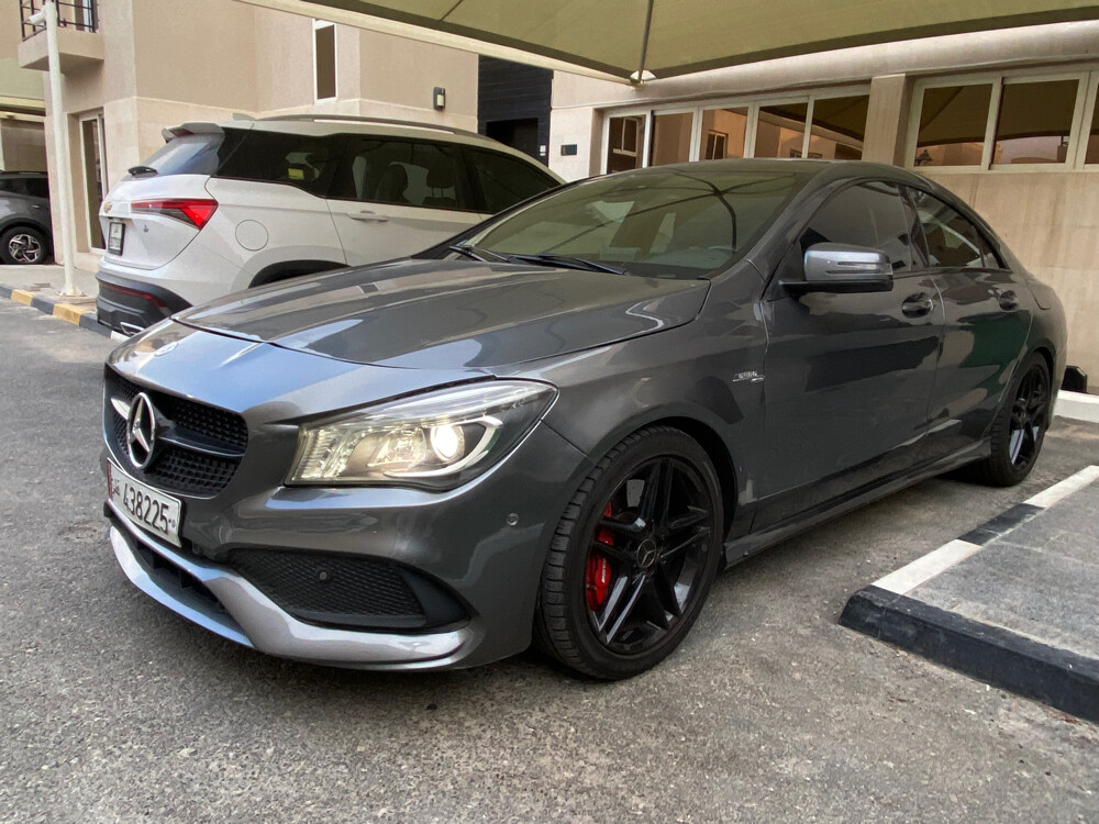 For Sale Mercedes Benz - 4