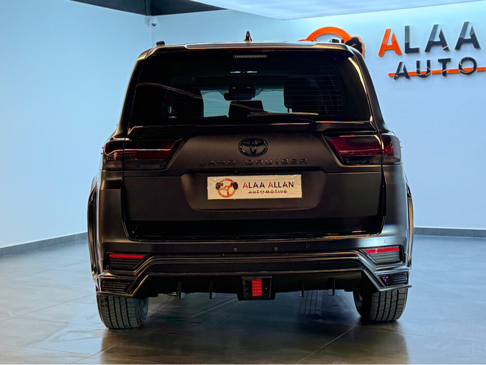 Toyota Land cruiser GXR 2025 - 12