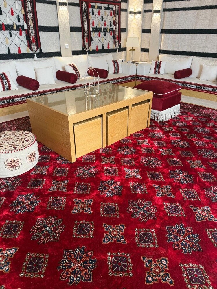 بيع مفروشات سجاد، ستائر - 3