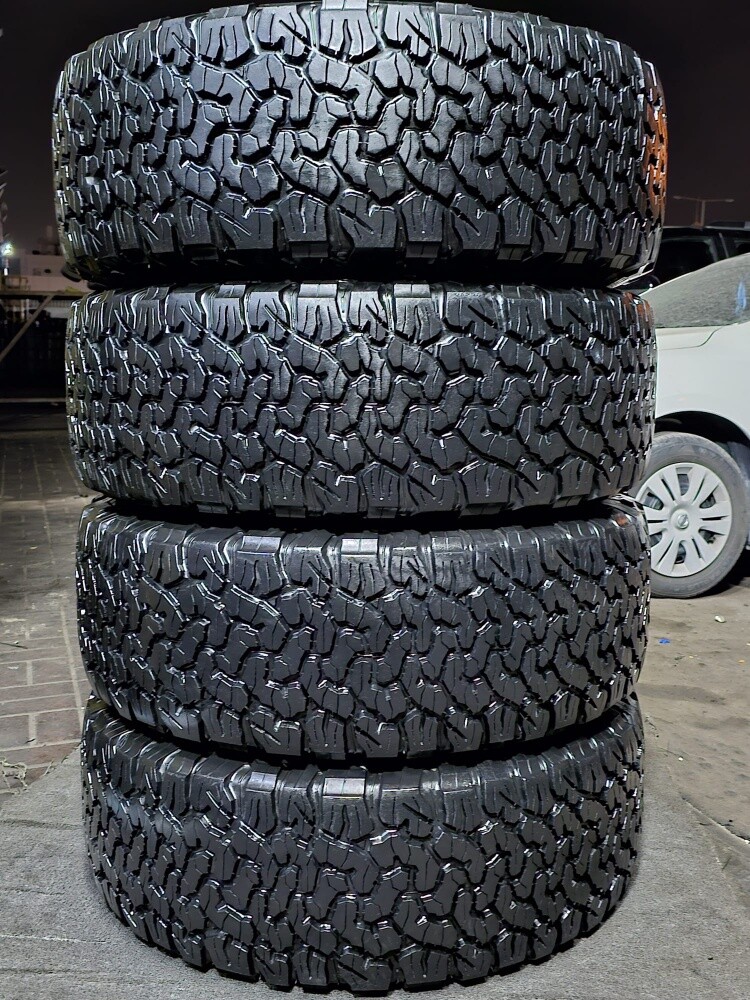 315-70-17,,, BFGOODRICH    brand - 9