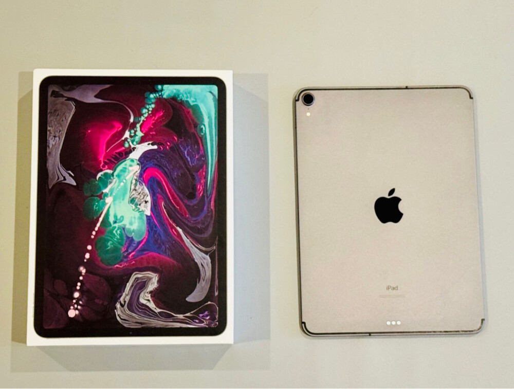 IPad Pro 1stGen 256Gb same like New - 2