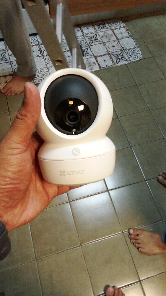 Ezviz WiFi camera system - 2