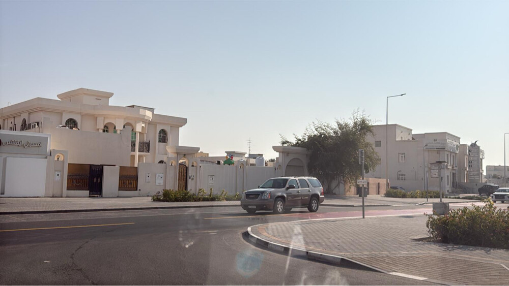 للبيع بالخريطيات مقابل سوق اروي  - 5