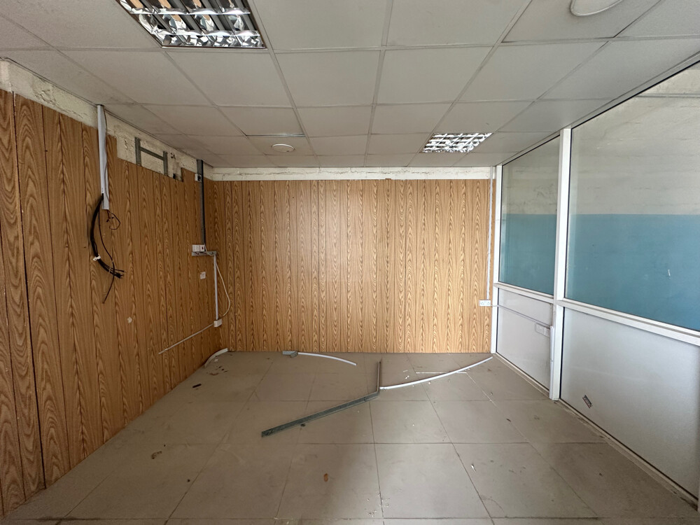 For Rent Workshop/Garage - 9
