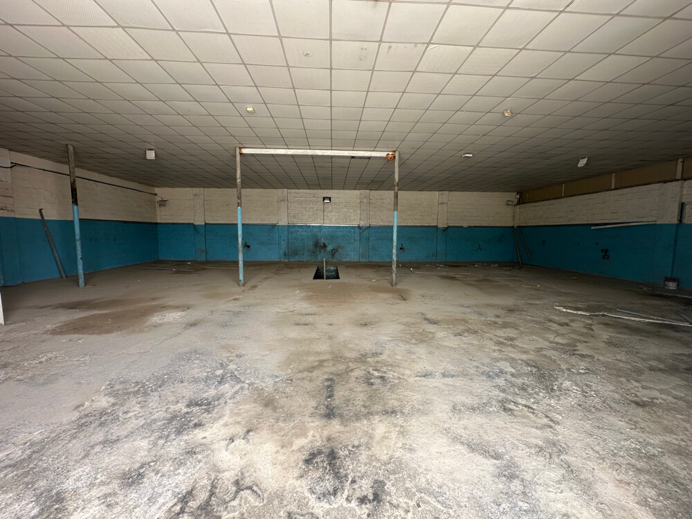 For Rent Workshop/Garage - 5